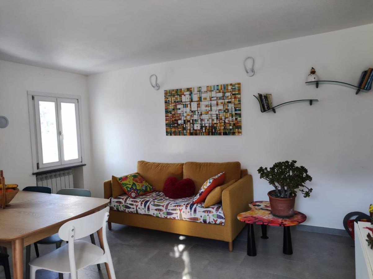 Вилла Casa Dei Giuggioli Вернацца Экстерьер фото
