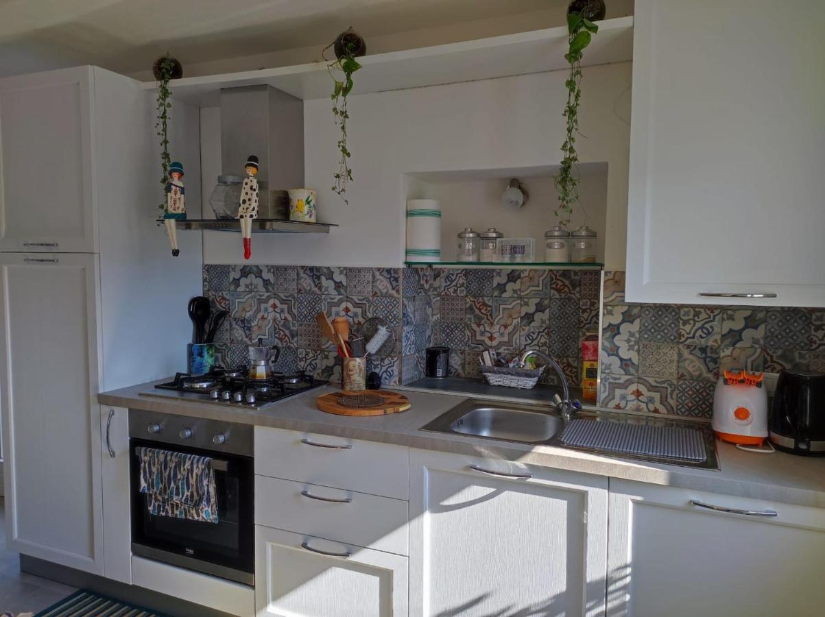 Вилла Casa Dei Giuggioli Вернацца Экстерьер фото
